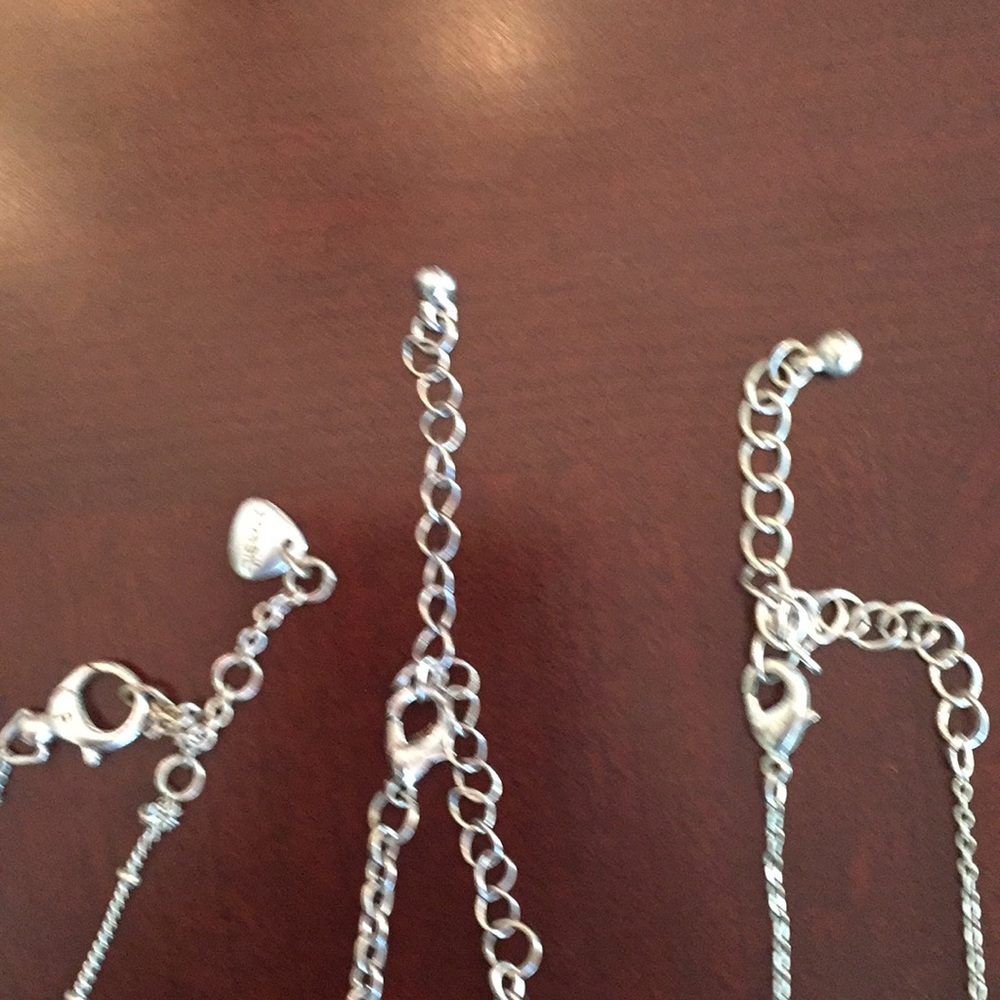 3 adjustable costume silver necklaces - Picture 2 of 2